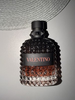 Valentino Born in Roma Uomo Intense Eau de Toilette Spray Normale Größe 100 ml
