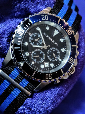 Michael Kors Everest Grosgrain Pepsi Bezel Chrono Men's Watch