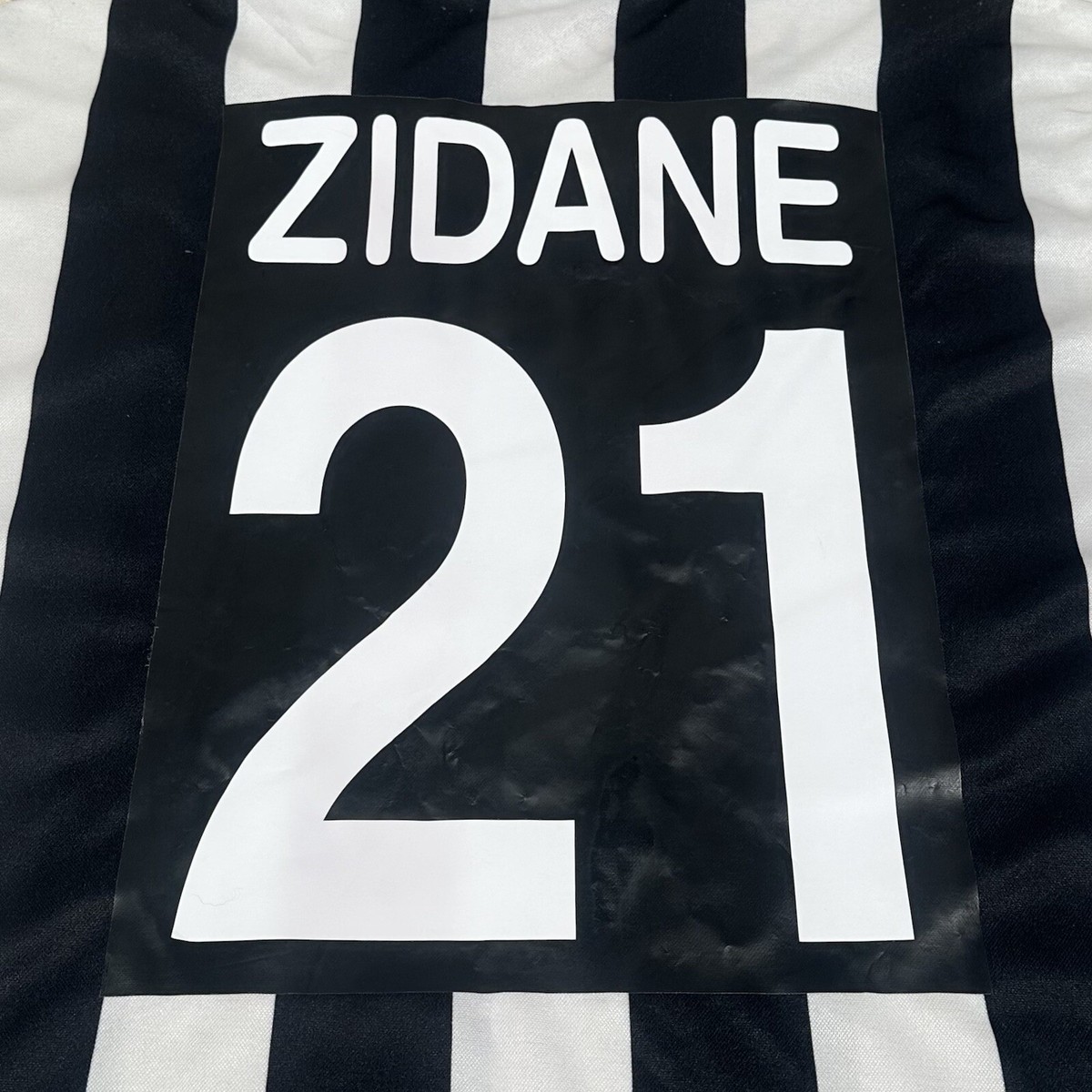 95年ユベントス ZIDANE 21番 ジャージ Vintage 00/01 Juventus Zinedine Zidane #21 Soccer Jersey