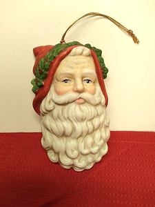 Merck Old World Country Christmas Ornament 2001 Porcelain Santa  3 1/2"