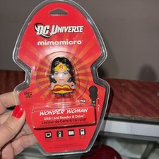 NEW MIMOMICRO Wonder Woman DC UNIVERSE MicroSD USB Card Reader Keychain