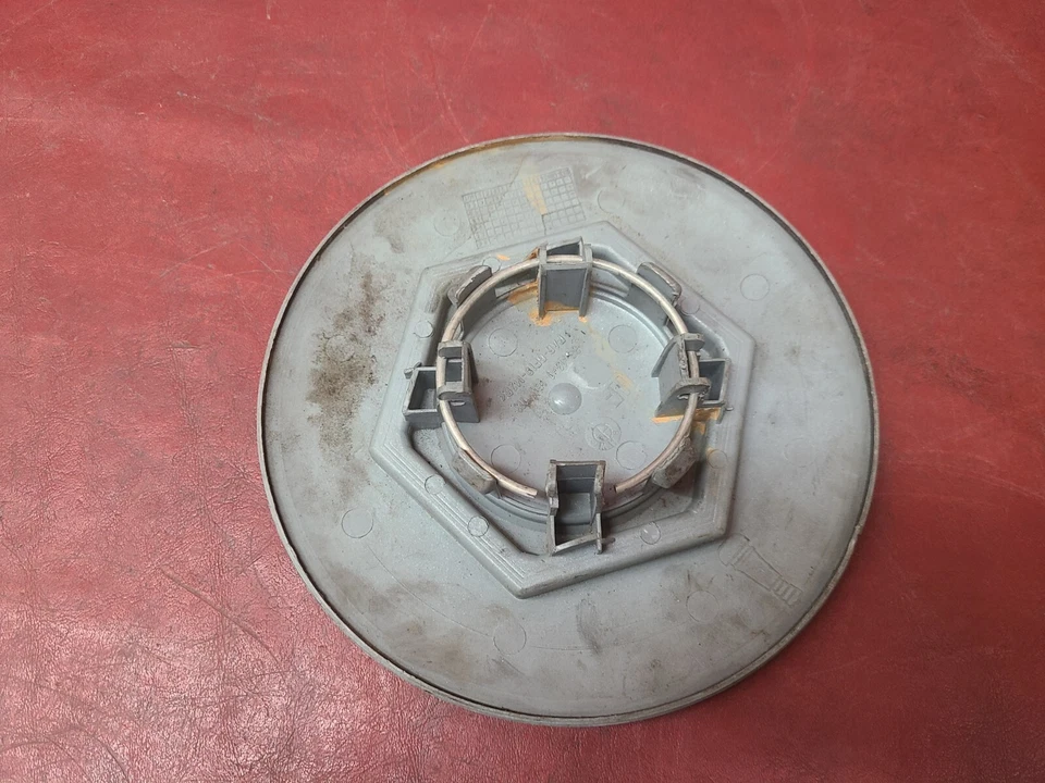 Tapacubos original BMW E32 E34 518g 518i 520i 524td 525i 525ix D=169 mm 36131180113 Foto 4 de 4