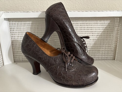 Chie Mihara “Depoi” Handmade Brown Croc Leather Oxford Heels - EU 39 - Near Mint