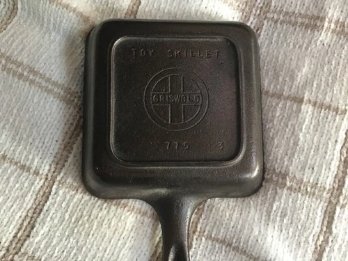Vintage Griswold Cast Iron Toy Skillet 775