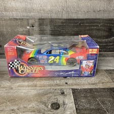 Winner's Circle 1997 Stock Car Series Jeff Gordon 24 Dupont Chevy 1:24 scale