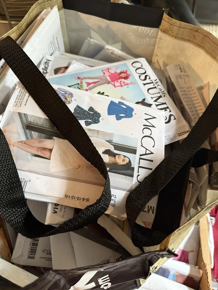 Mixed Lot 20 Simplicity Vogue Butternick McCalls Womens Sewing Patterns Men Doll - Image 4 of 4