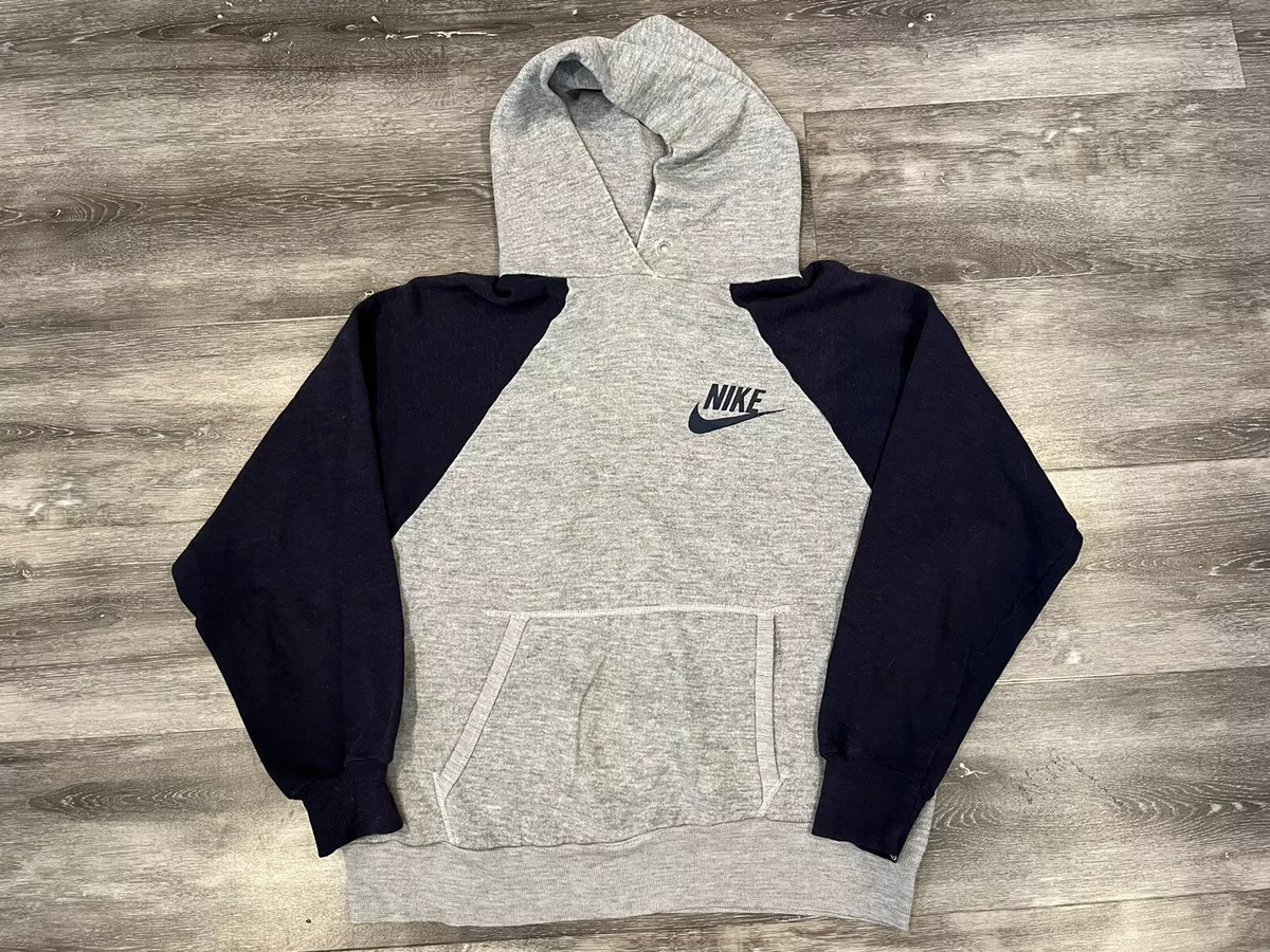 Antage astronaut En del Vintage 70s Nike Hoodie Two Ton Gray Blue Size M RARE Raglan Swoosh Sweatshirt | eBay Antage astronaut En del Vintage 70s Nike Hoodie Two Ton Gray Blue Size M RARE Raglan Swoosh Sweatshirt | eBay