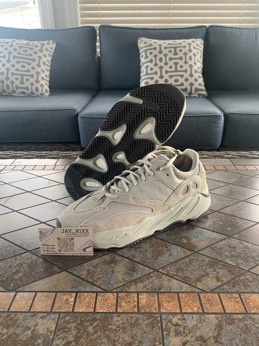 Yeezy 700 cheap v2 salt