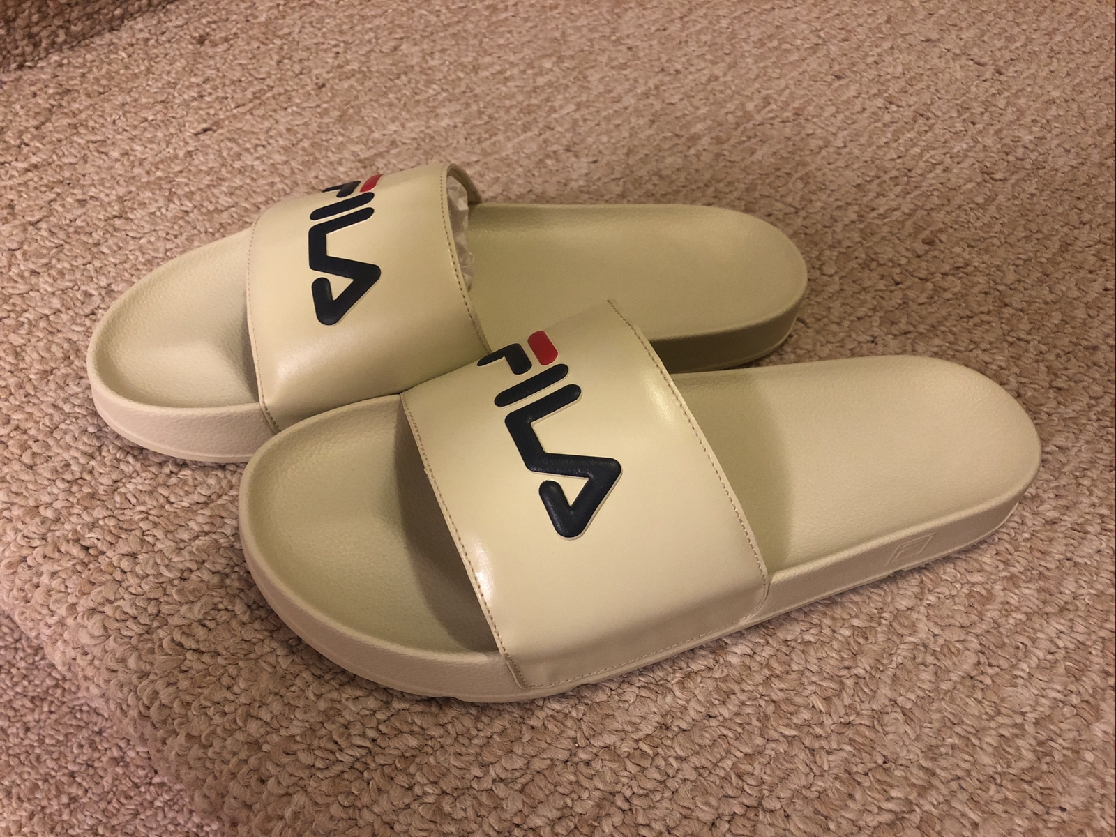 Fila Sandalo Sportivo Uomo Drifter Crema Rosso Navy Taglia 13 Medium US