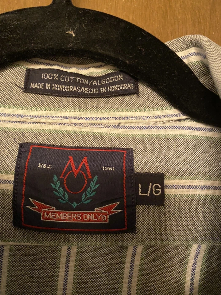 members only button down shirt in gray stripe size Large - Image 4 of 4