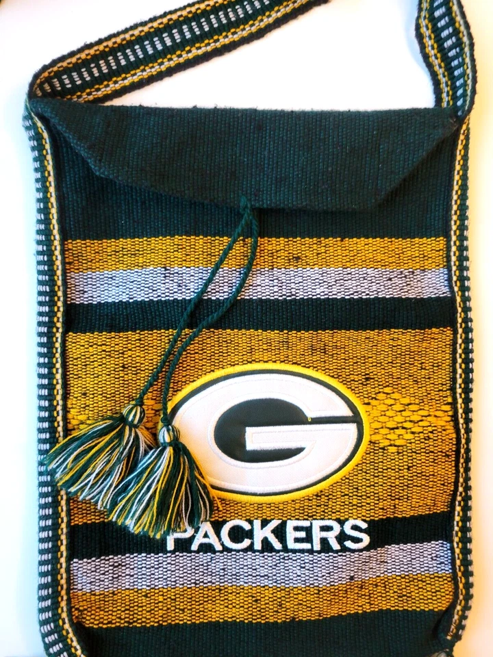 NFL 绿色湾包针织钱包女式斜挎包绑带足球 — 第 4/4 张图片