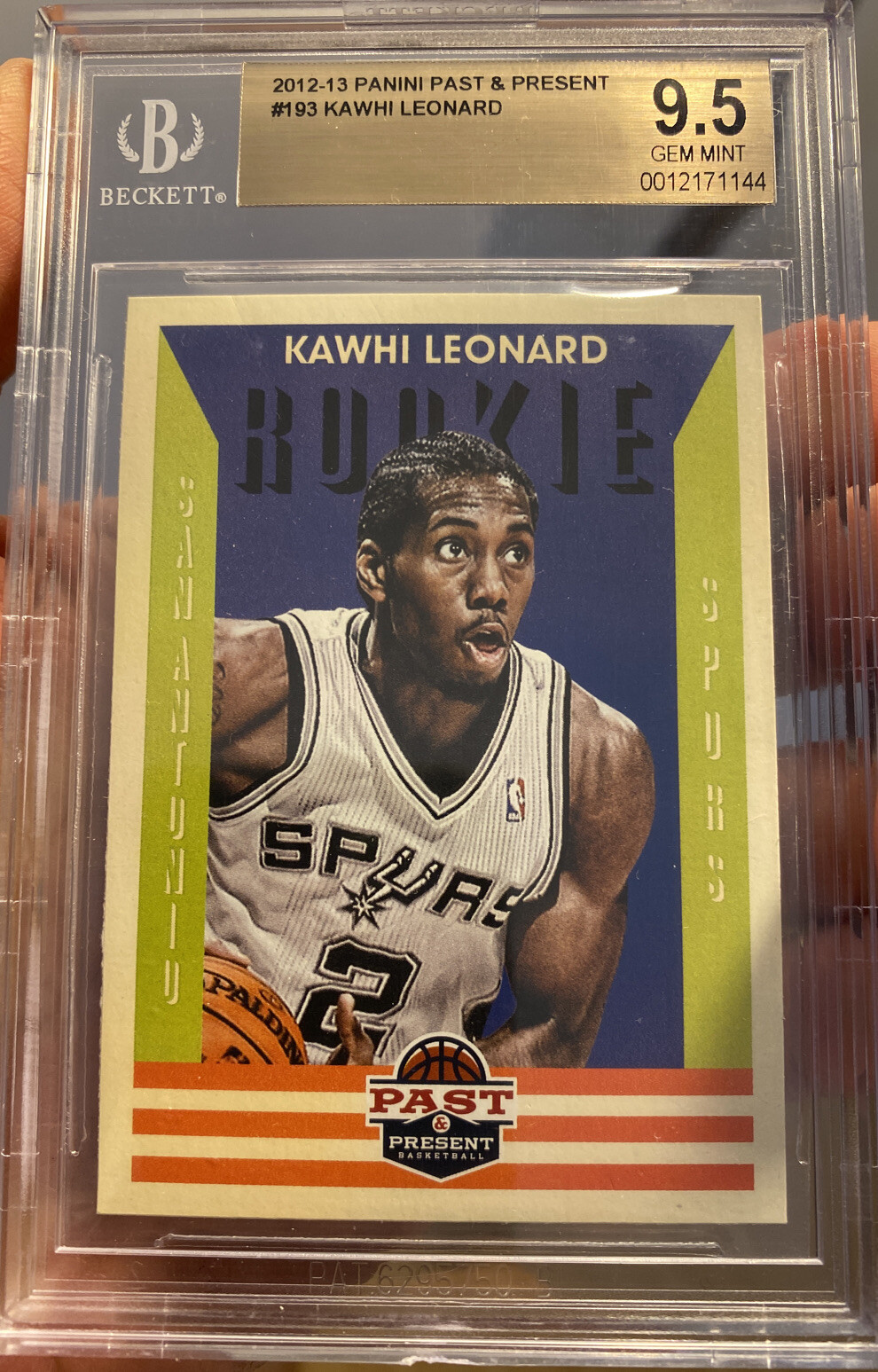 Hot 2012-13 Panini Past and Present #193 Kawhi Leonard Rookie BGS 9.5 Gem Mint