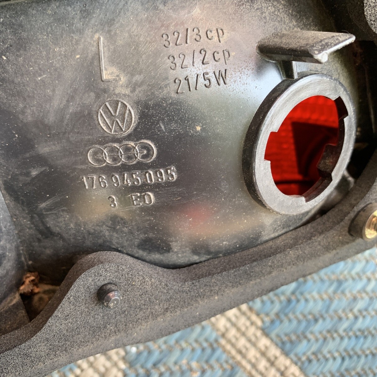 s-l1200.jpg s-l1200.jpg
