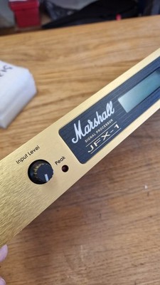 Marshall JFX-1 Rack Gitarreneffektprozessor mit Rocktron MIDIMATE - SELTEN