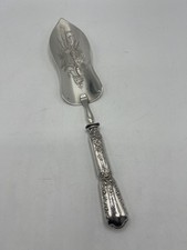 BELLE PELLE A TARTE TOUT ARGENT POINCON MINERVE 1 ER TITRE DECOR ROSES