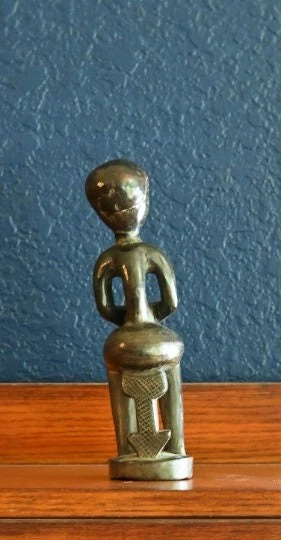 19th Cent. Borneo Dayak Figure w/ COA 9" Kalimantan Dayak peoples, Bahau piece - Image 3 of 4