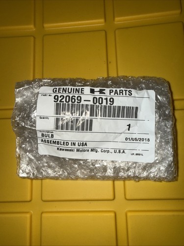 NEW 2009-2024 GENUINE OEM KAWASAKI MULE TERYX HEADLIGHT BULB FITS MANY SEE LIST - Picture 1 of 3