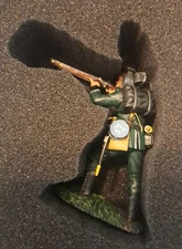 W. Britain 36128 Napoleonic British 95th Rifles Standing Firing No. 2