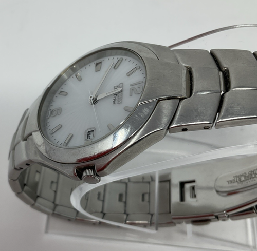Orologio Citizen Eco-Drive E110-S001641 Argento Quadrante Bianco Data - Usato - Foto 3 di 7
