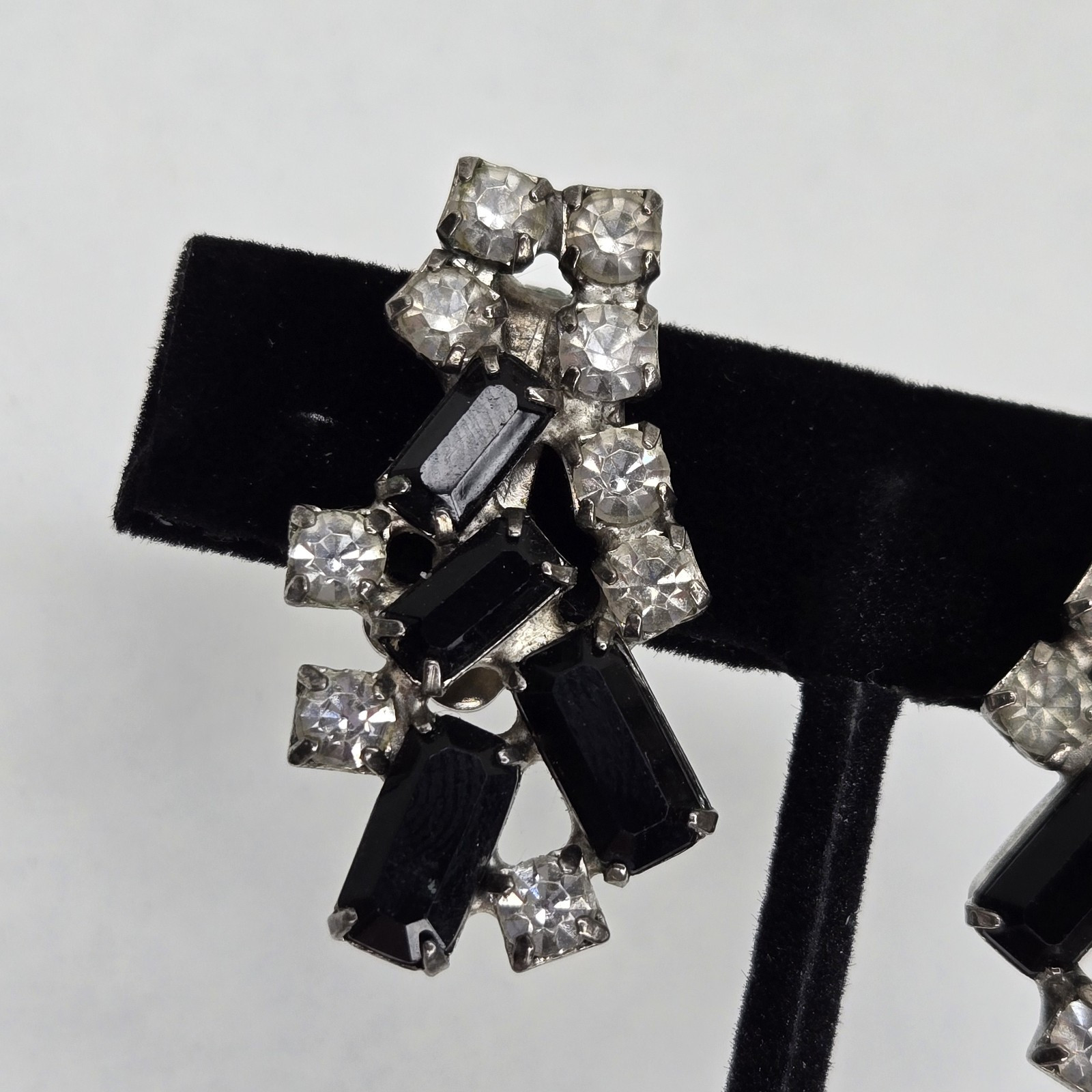 Vintage Rectangular Black & Clear Rhinestone Silv… - image 14