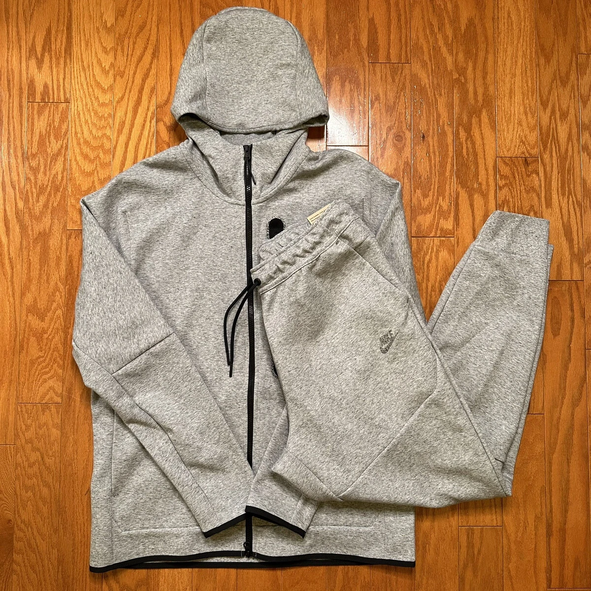 Nike Sportswear Tech Fleece Revival Joggers Men's Size XL Grey Sweats