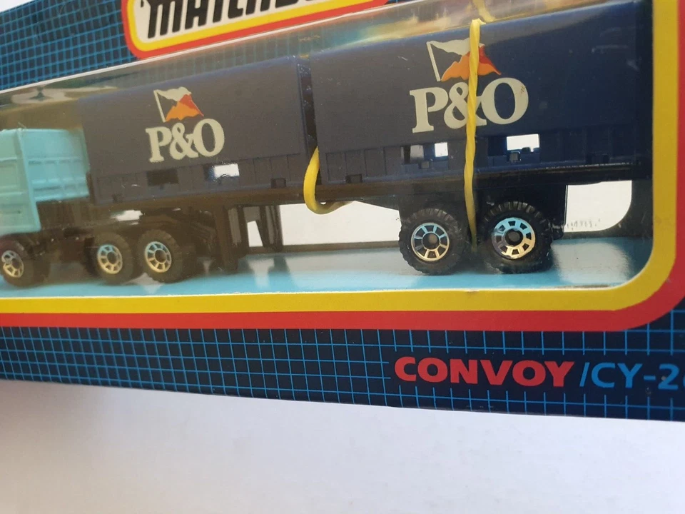 MATCHBOX CONVOY CY-26 DAF DOUBLE CONTAINER TRUCK P&O UNPUNCHED MINT - Image 4 of 4