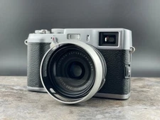 Fuji X100 Silver 12.3-megapixel APS-C 4x Optical Zoom Digital Camera -100% Norma