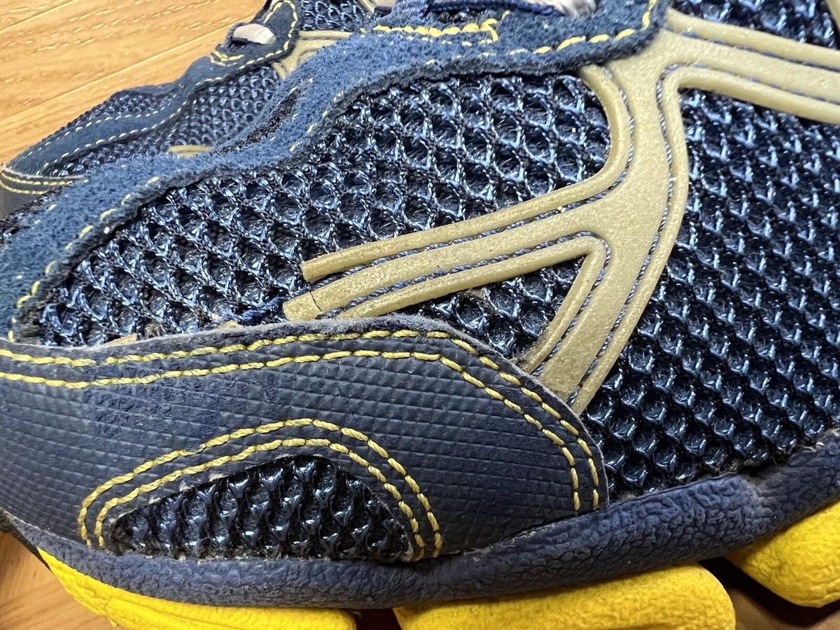RARE🔥 Sz 13 - Nike Shox Junga II Obsidian Maize Sneakers RARE🔥 Sz 13 - Nike Shox Junga II Obsidian Maize Sneakers