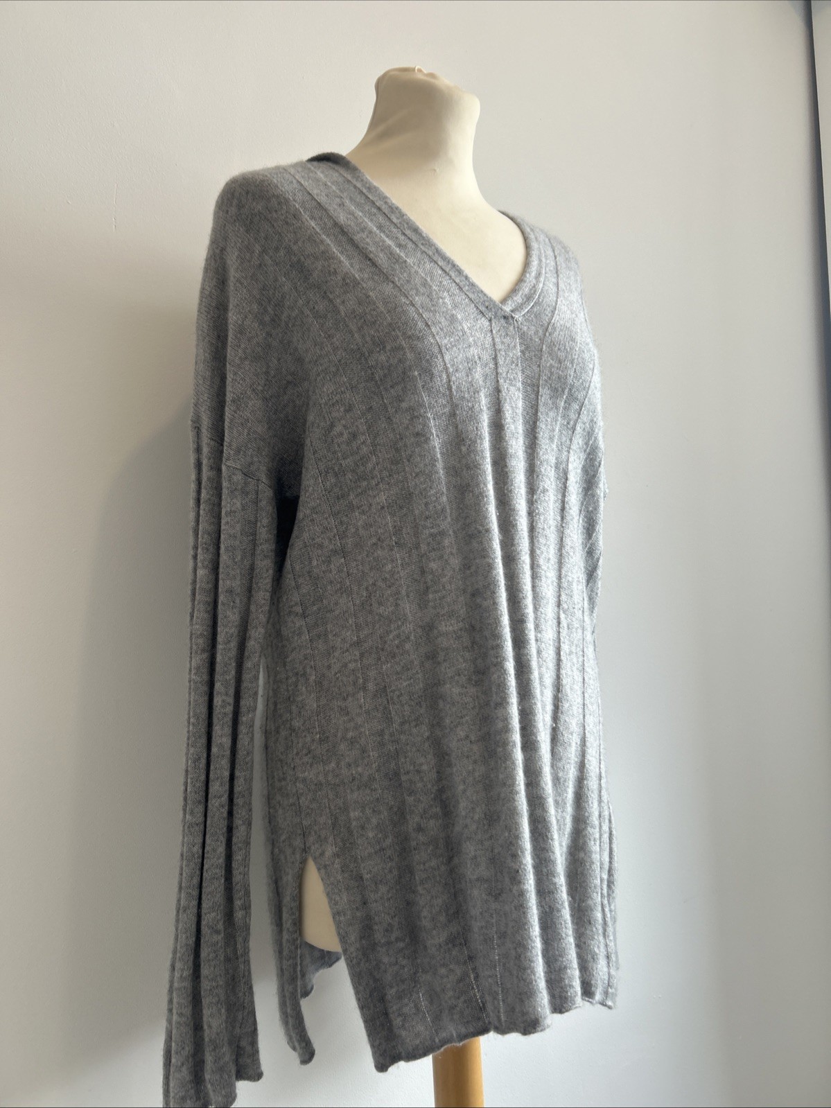 The White Company 100percent Cashmere Hoodie Womens Medium Knit Grey Lounge Pullover image 4