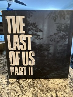 Ellie Statue with Guitar Collector's Edition The Last of Us Part II Series