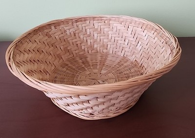 Vintage Wicker Basket Round 9'' Diameter Bread Fruit 