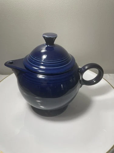 VTG. Fiesta Ware Homer Laughlin Cobalt Blue Tea Pot With Lid