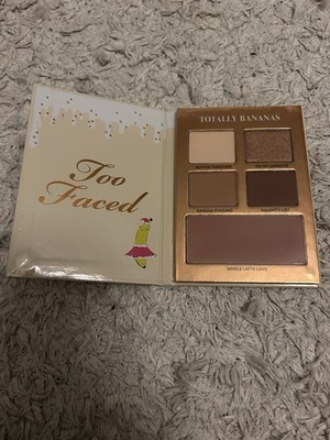 Too Faced   Sugar Plum Cookie Palette (Limited Edition) 