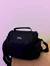 Canon EOS Rebel T100 / 4000D DSLR Camera 18-55mm Lens Shutter count Only 718 