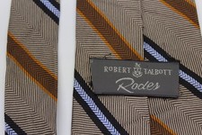 1983 ) ROBERT TALBOTT MEN'S TIE 100% SILK MADE IN USA