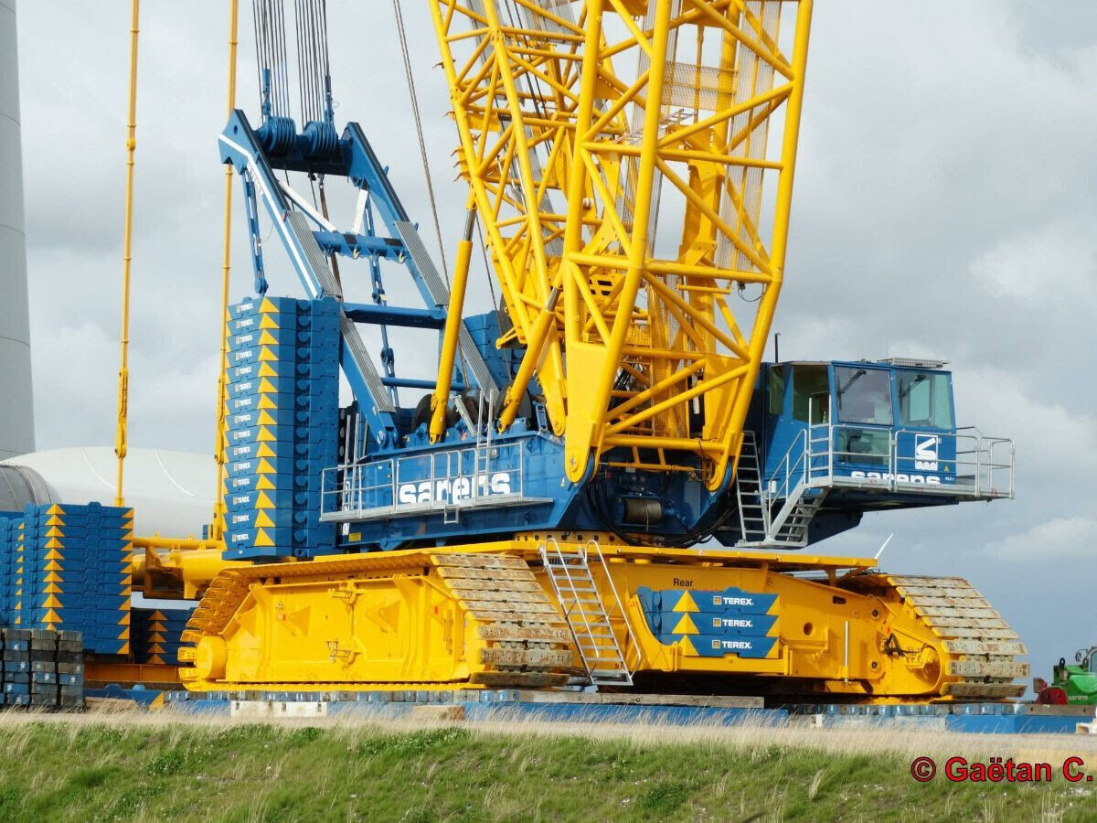 Demag CC8800 Crawler Crane Boom Booster - Sarens Conrad 1:50 Demag CC8800 Crawler Crane Boom Booster - Sarens Conrad 1:50