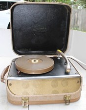 SYMPHONIC MODEL 1223 RECORD PLAYER