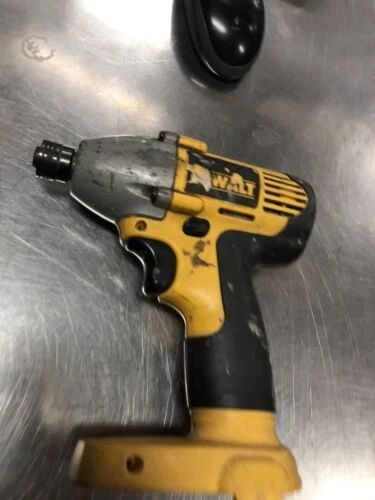 DEWALT 14.4 V Impact Drivers