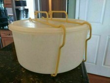 Tupperware 12" Cake Carry All Millionaire Line mango cariolier dorado #256