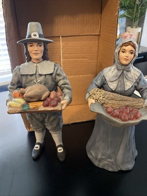 Thanksgiving Authentic Pilgrim Man And Woman Ceramic Figurines Vintage Antique