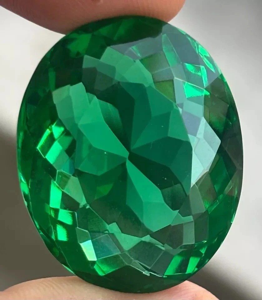 Colombian Green Emerald 119+ Ct Oval Cut Loose Gemstone Certified Natural