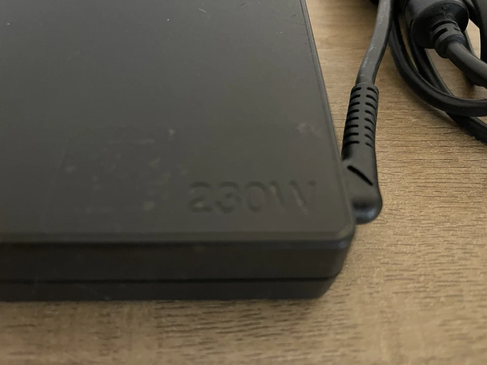 LENOVO ThinkPad Thunderbolt 4 Dock 40B0 mit USB-C 135 Watt Netzteil Universal - Bild 2 von 4