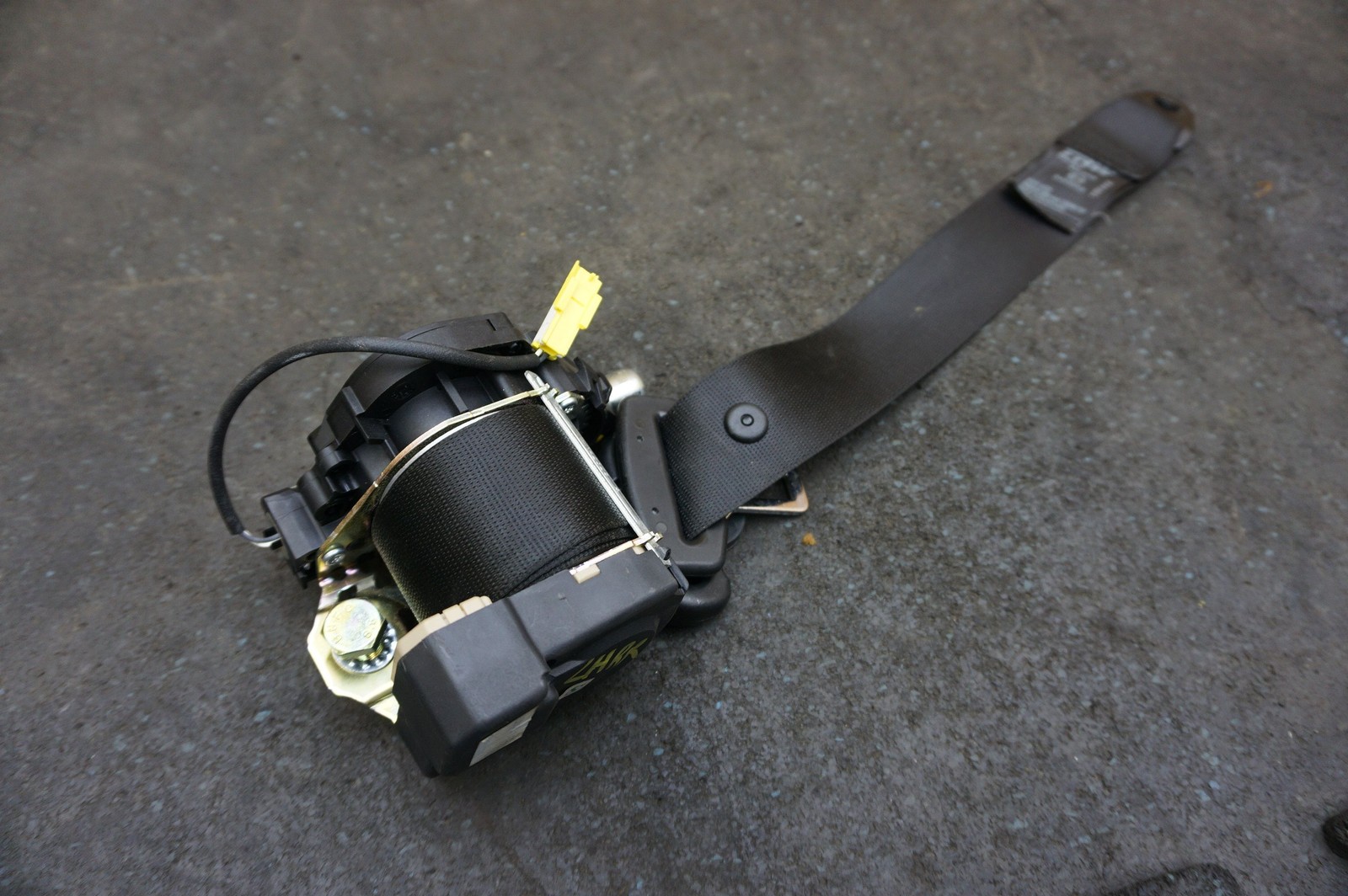 Rear Left Side Seat Belt Retractor 66976800 OEM Ferrari 612 Scaglietti Sessanta