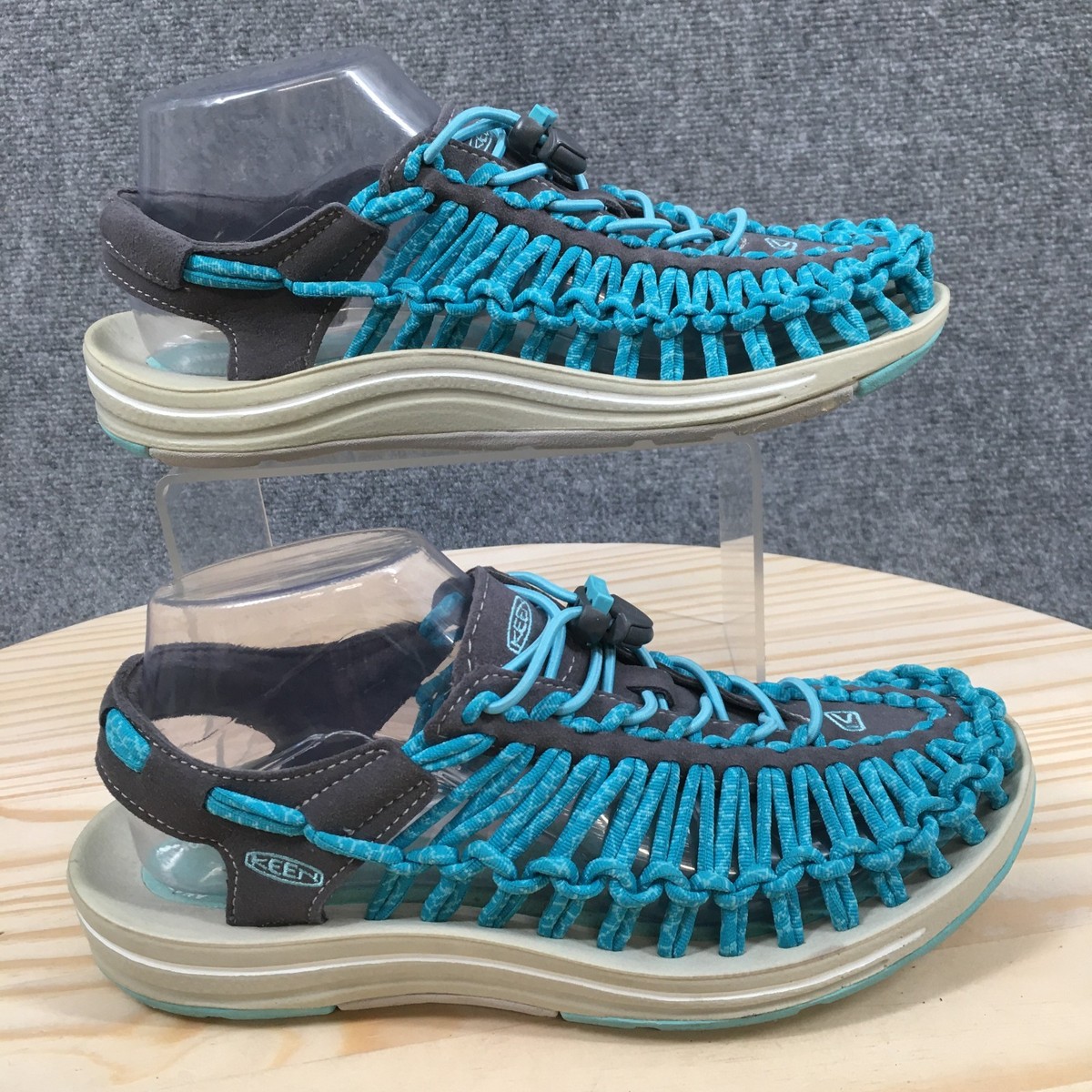 Keen Sandals Womens 8 Wide Uneek Slingback Blue Closed Toe Comfort