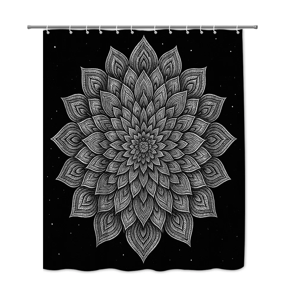 Elegante cortina de ducha mandala blanco y negro para decoración de baño Foto 2 de 4