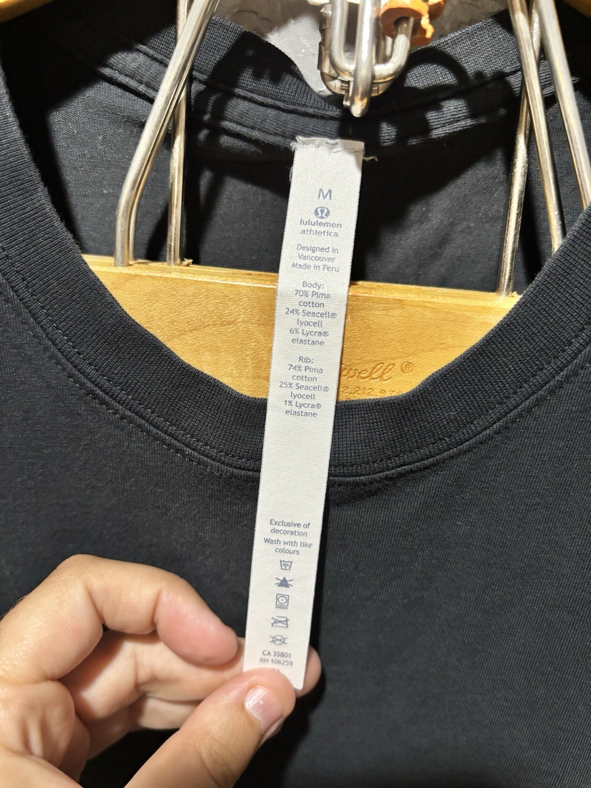 Lululemon Short sleeved basic essential tee size … - image 2