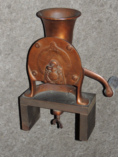 PEREE FILS A LIEGE N°=3 moulin à café en fonte cuivre antique old coffee mill - Photo 1/8