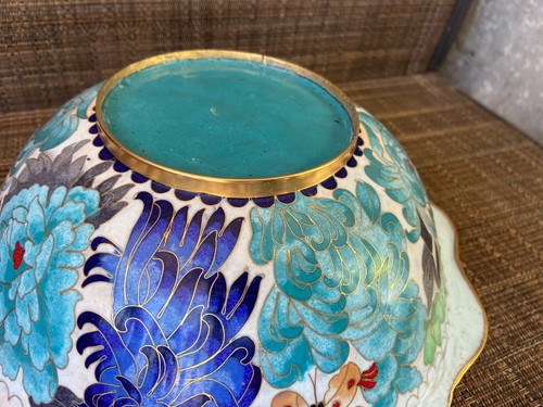 Vintage Painted Brass & Enamel 10" Bowl Flowers and Butterfly Butterflies - Picture 8 of 10