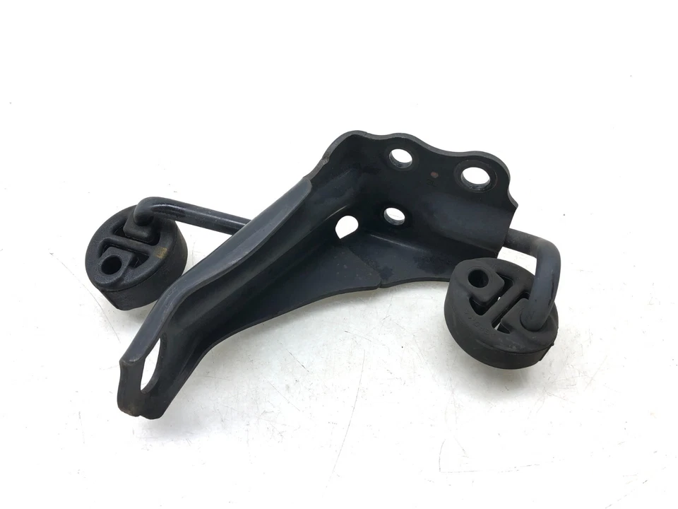 2013-2018 LEXUS GS450H GS350 LEFT DRIVR REAR MUFFLER HANGER SUPPORT BRACKET OEM. - Image 4 of 4