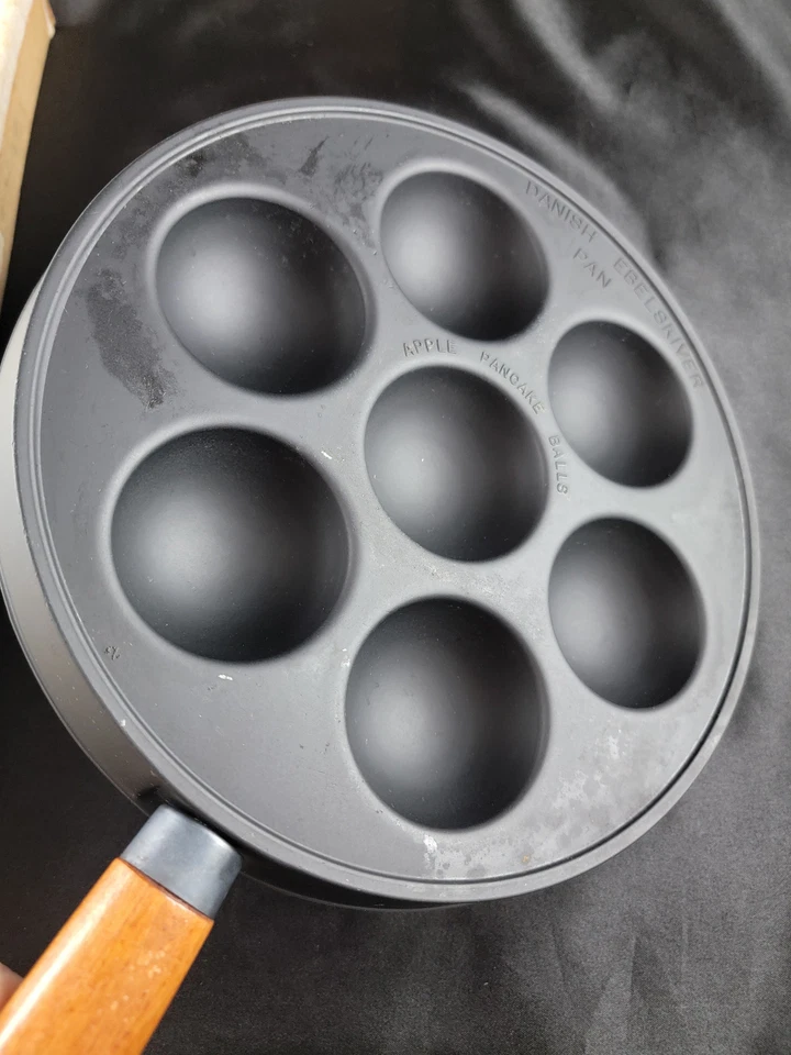 Vintage Danish Evelskiver Pan Iron Nordicware Apple Pancake Balls 01700 - Image 2 of 4